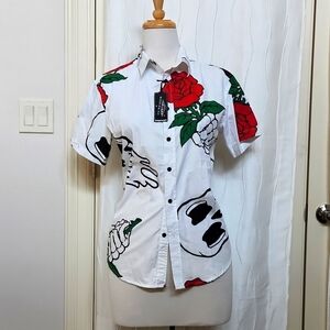 NWT Eighty Eight Skull Rose Button Shirt